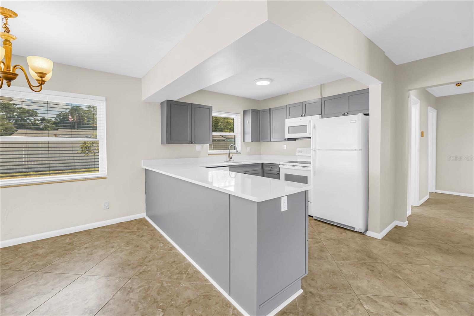 MEADOW LAWN 5TH ADD - Residential