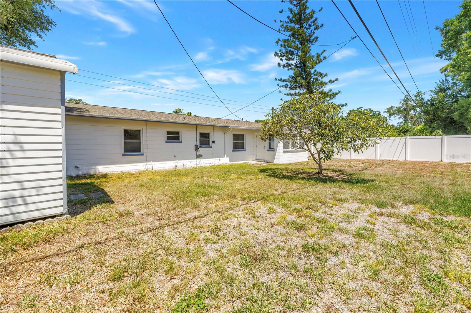 MEADOW LAWN 5TH ADD - Residential