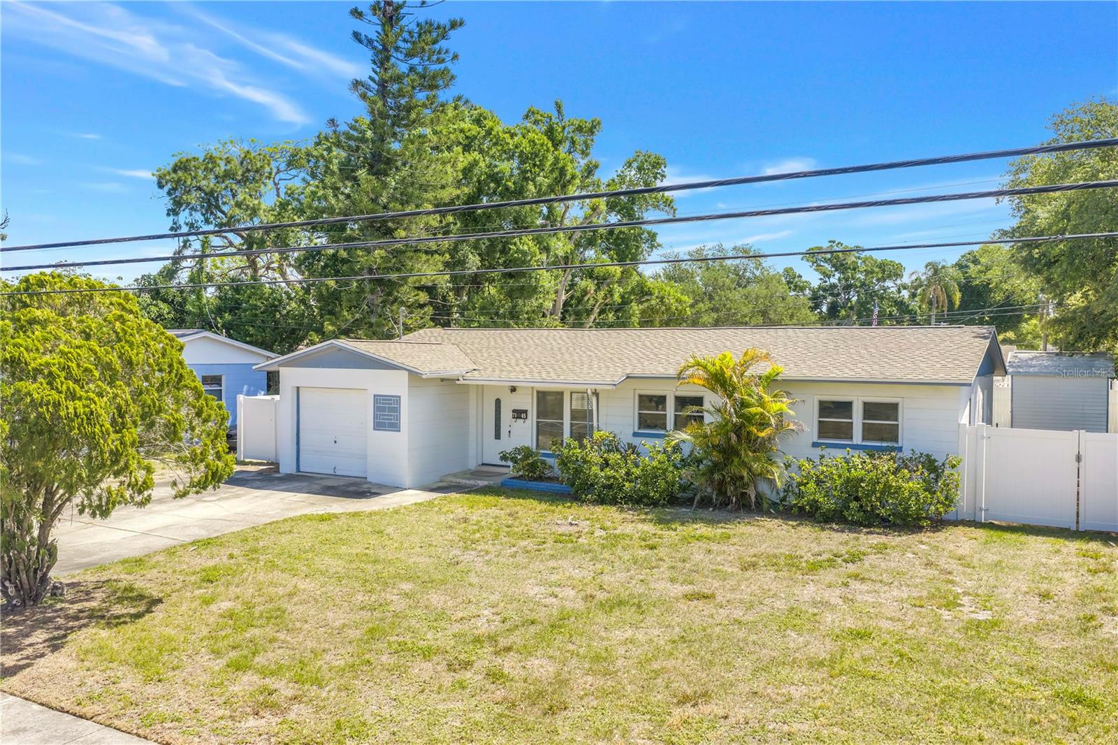 MEADOW LAWN 5TH ADD - Residential