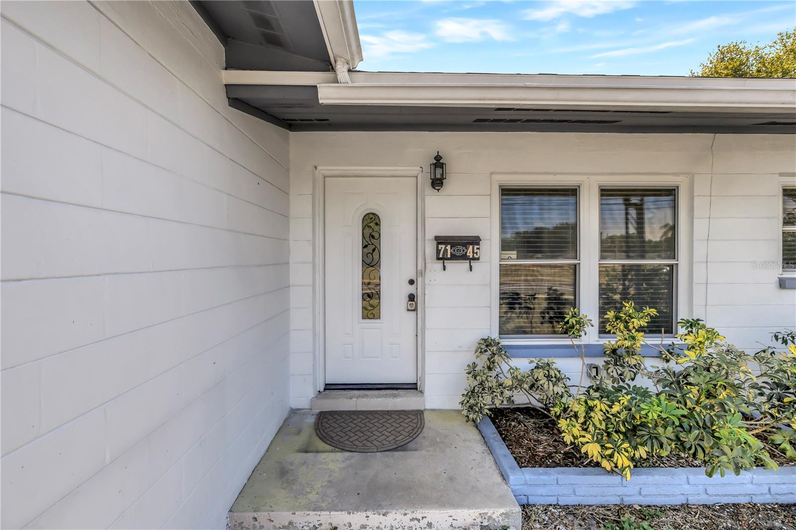 MEADOW LAWN 5TH ADD - Residential