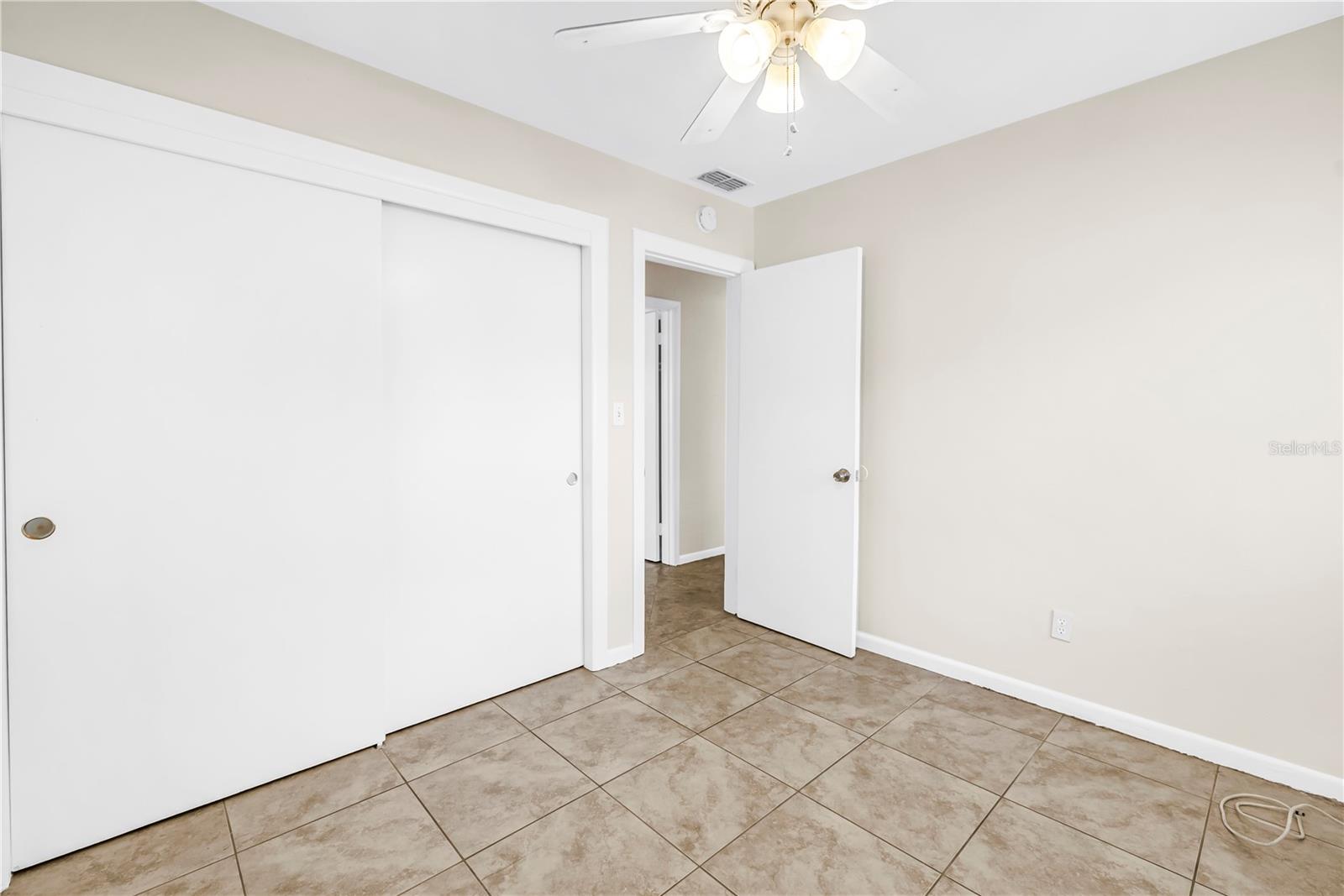 MEADOW LAWN 5TH ADD - Residential