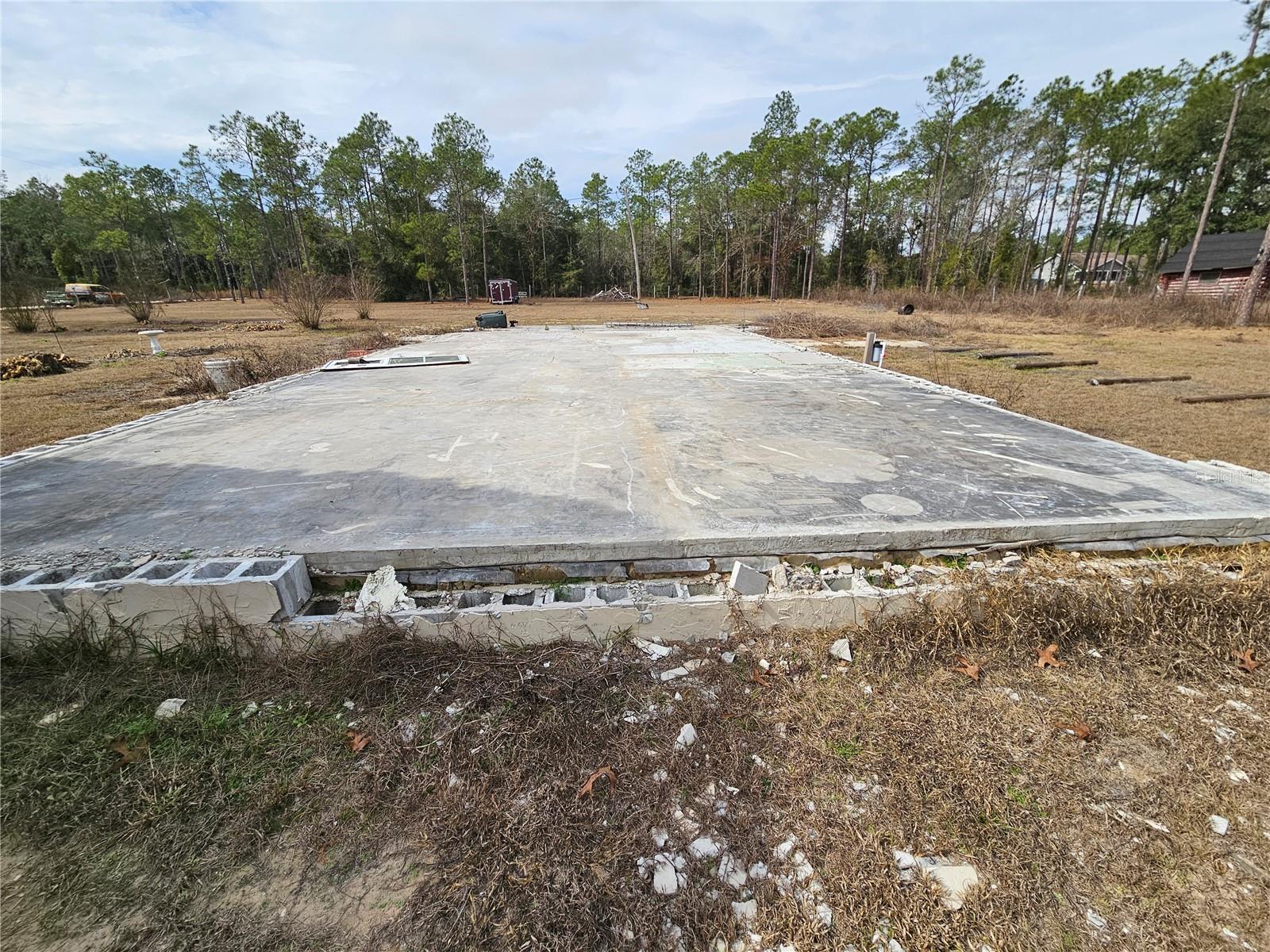 THE FARMS AT WILLISTON - Land