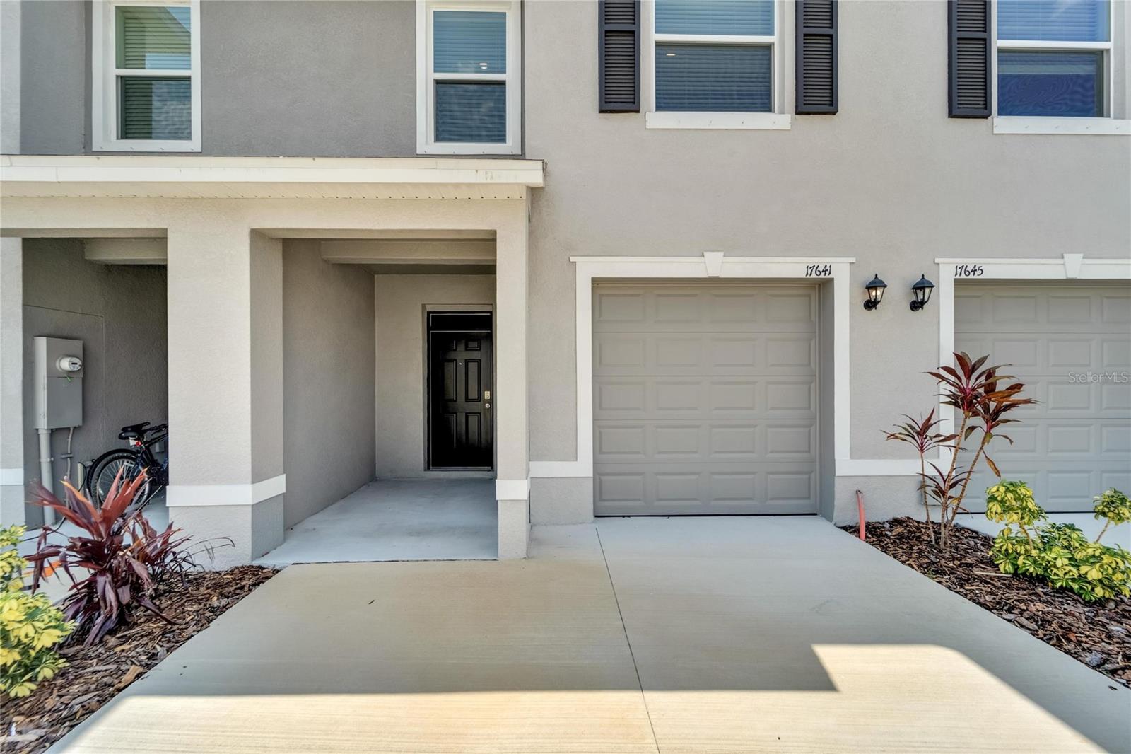 STAR FARMS AT LAKEWOOD RANCH - Residential Lease