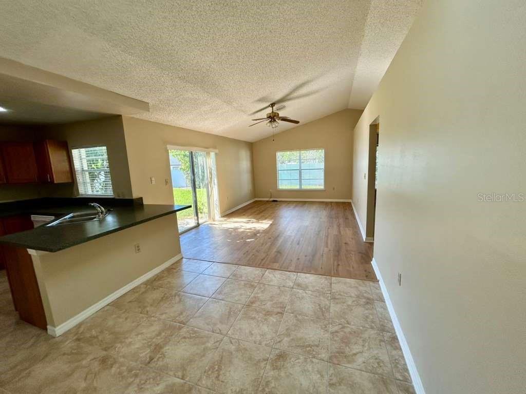 TWIN RIVERS SEC 4 UNIT 2 - Residential Lease