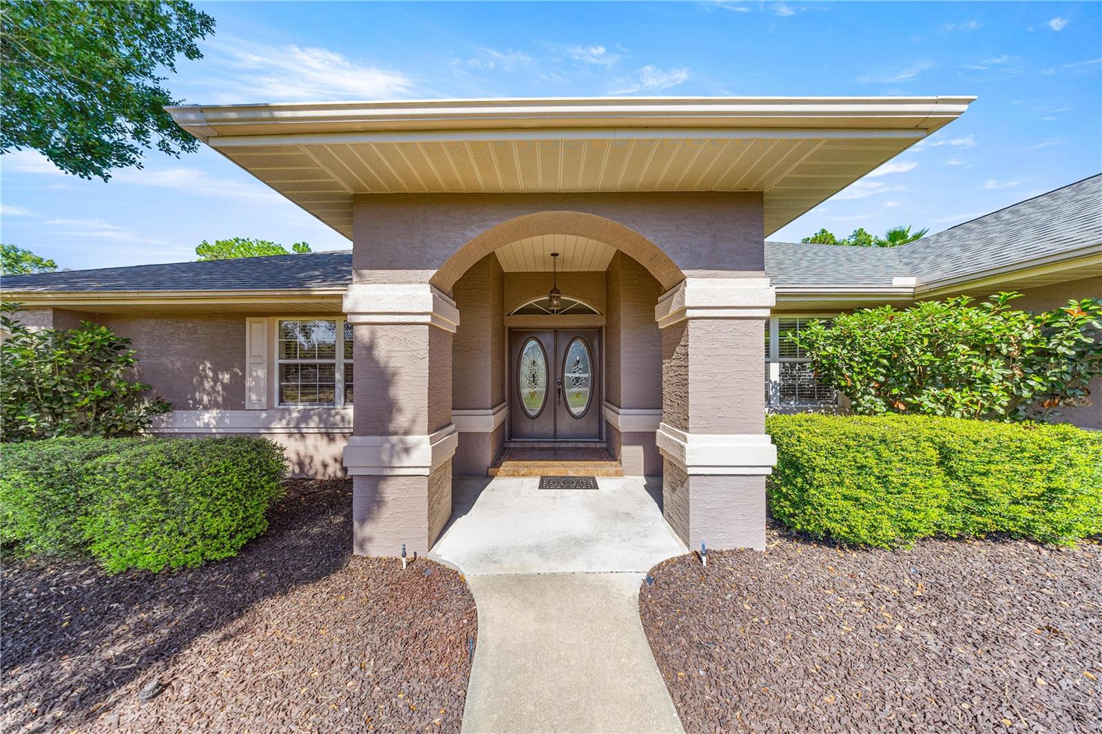 EMERALD POINT - Residential