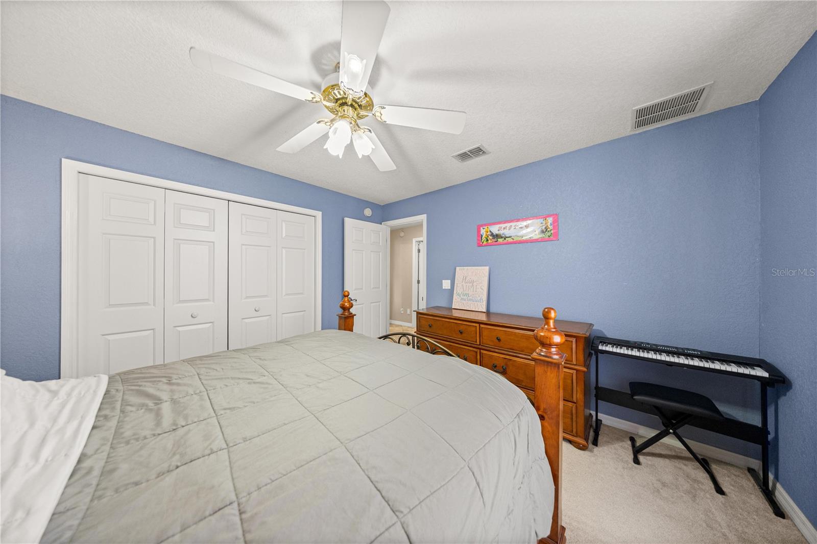 EMERALD POINT - Residential