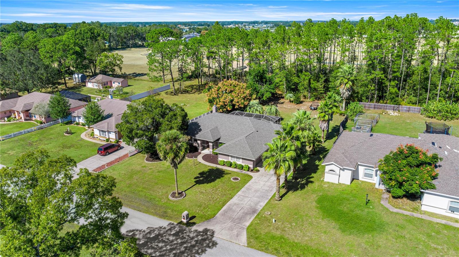 EMERALD POINT - Residential