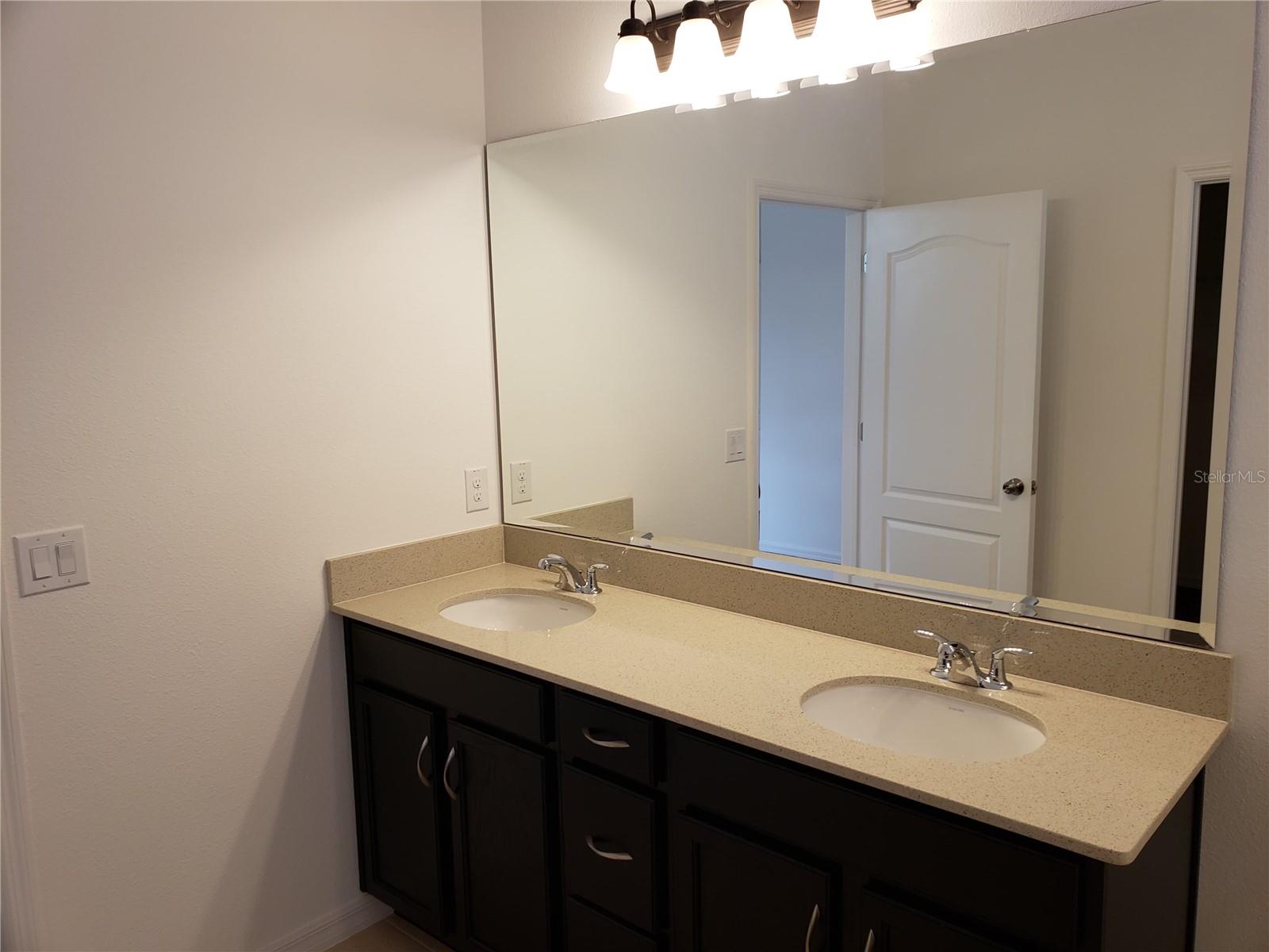 WILLIAMS PRESERVE PH II-C - Residential Lease