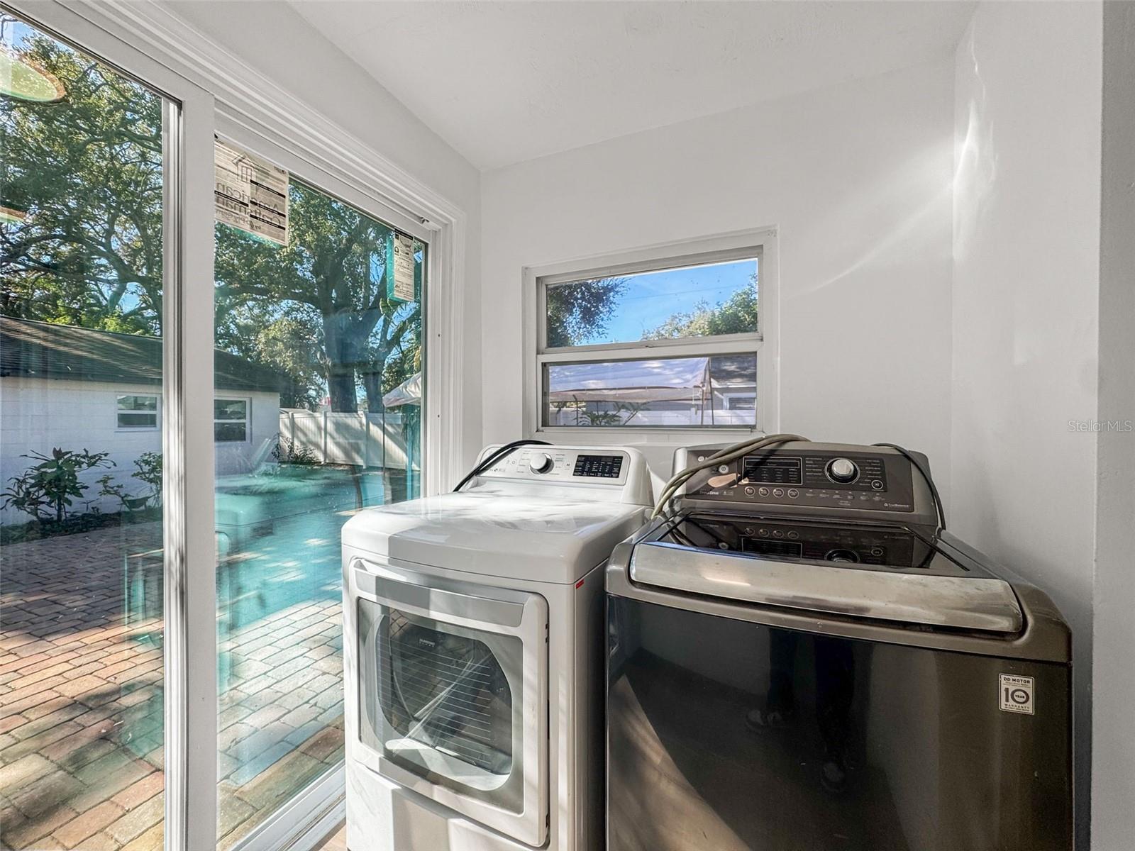 EUCLID GROVE - Residential