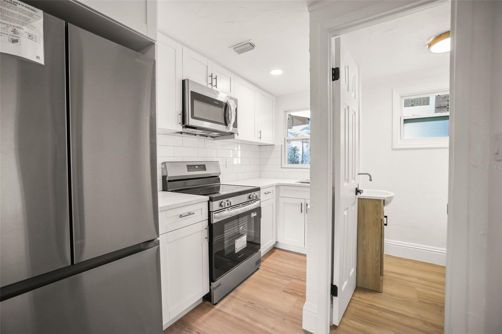 EUCLID GROVE - Residential