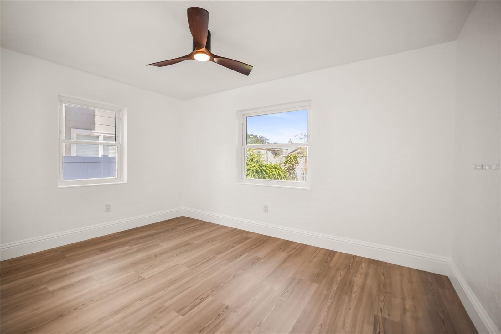 EUCLID GROVE - Residential