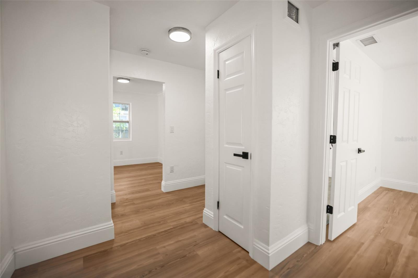 EUCLID GROVE - Residential