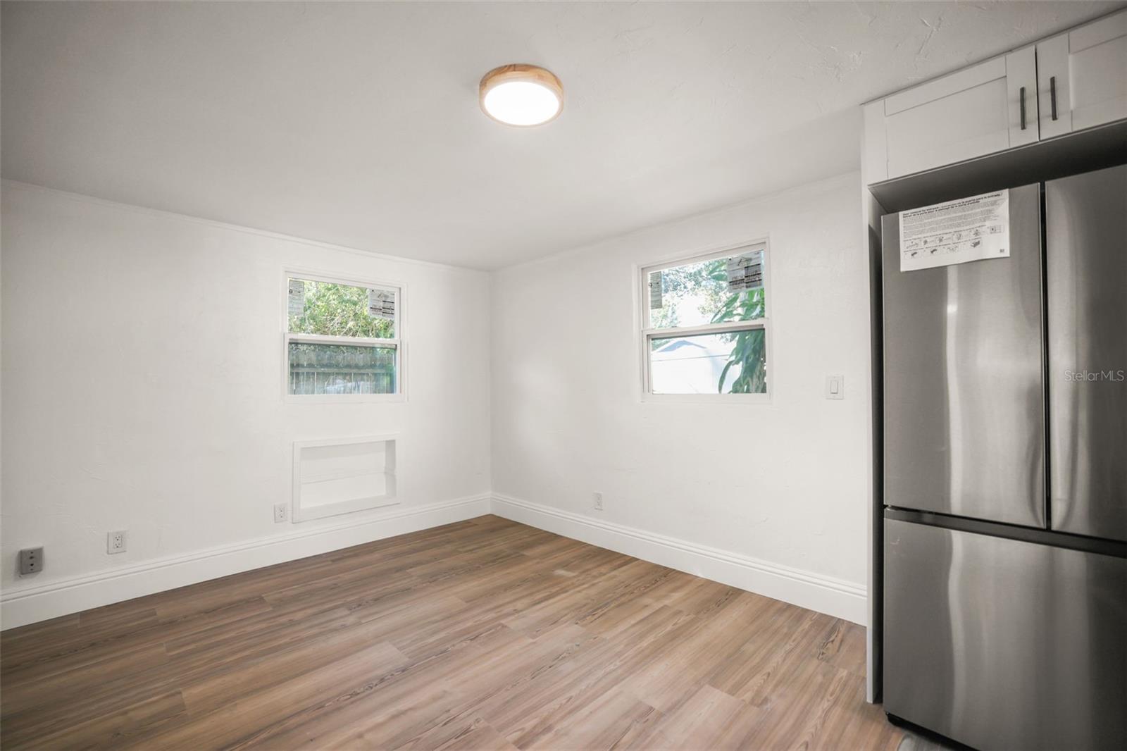 EUCLID GROVE - Residential