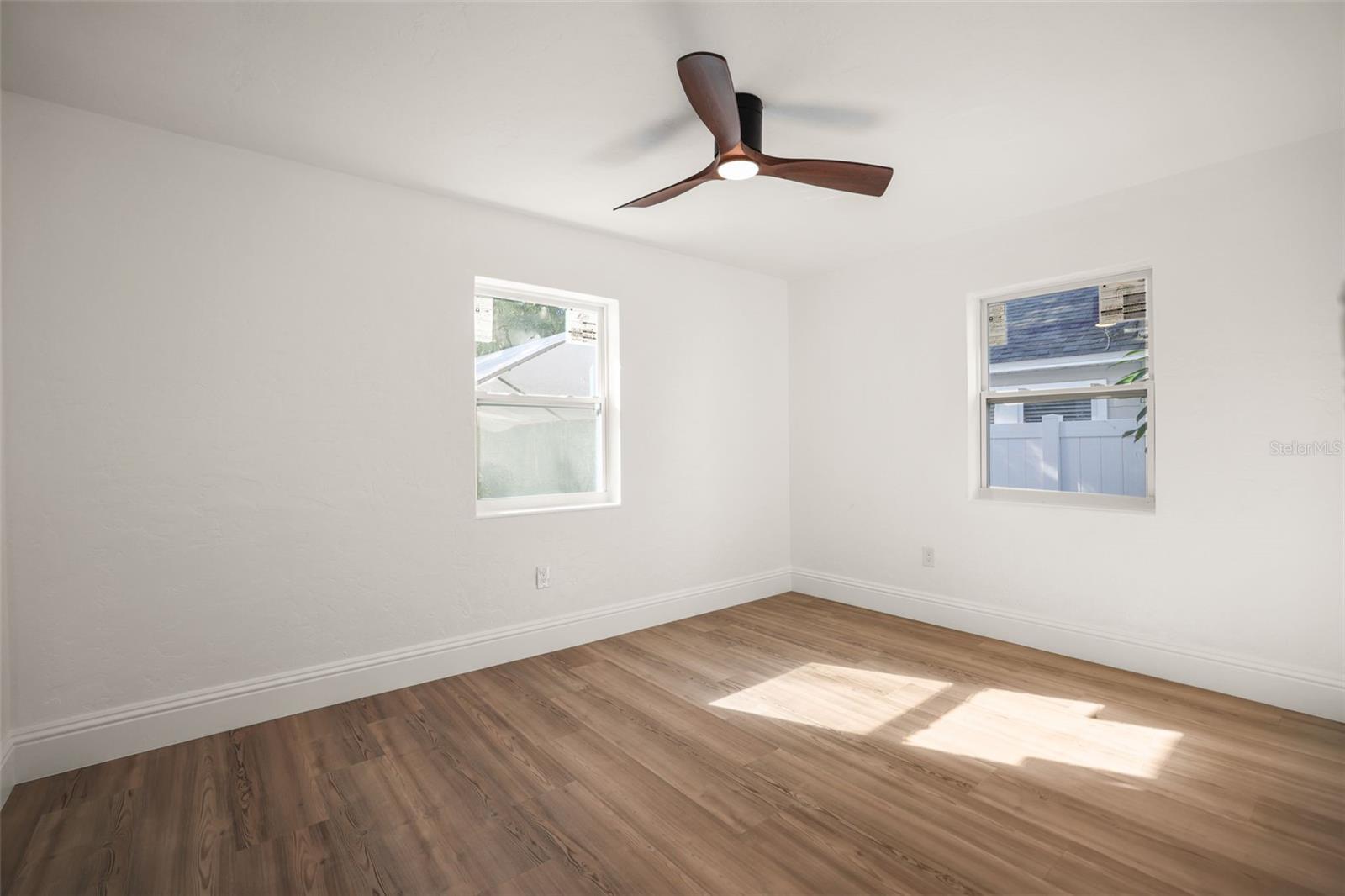 EUCLID GROVE - Residential