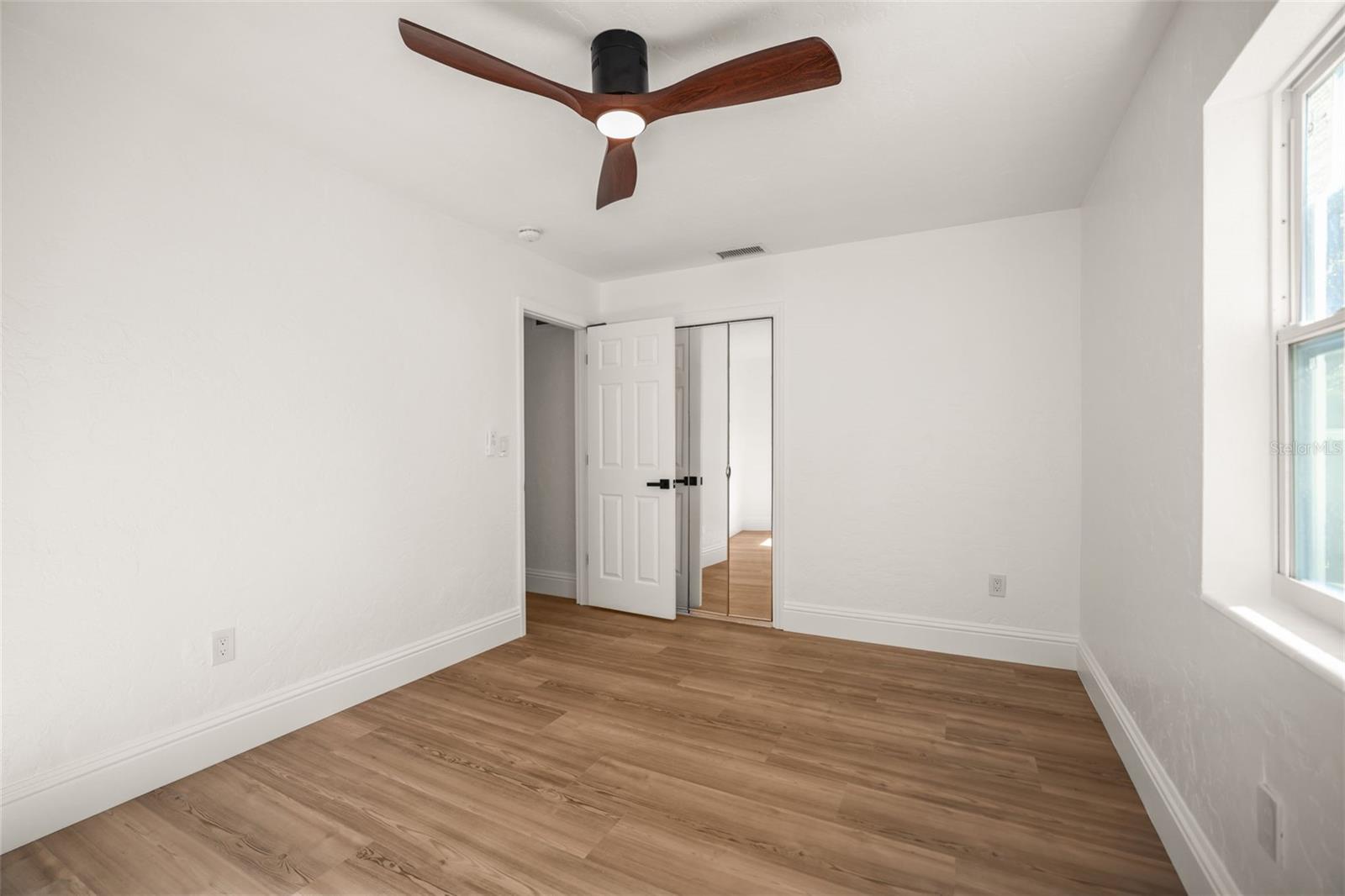 EUCLID GROVE - Residential