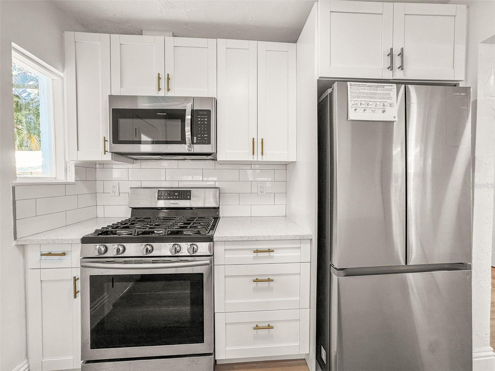 EUCLID GROVE - Residential