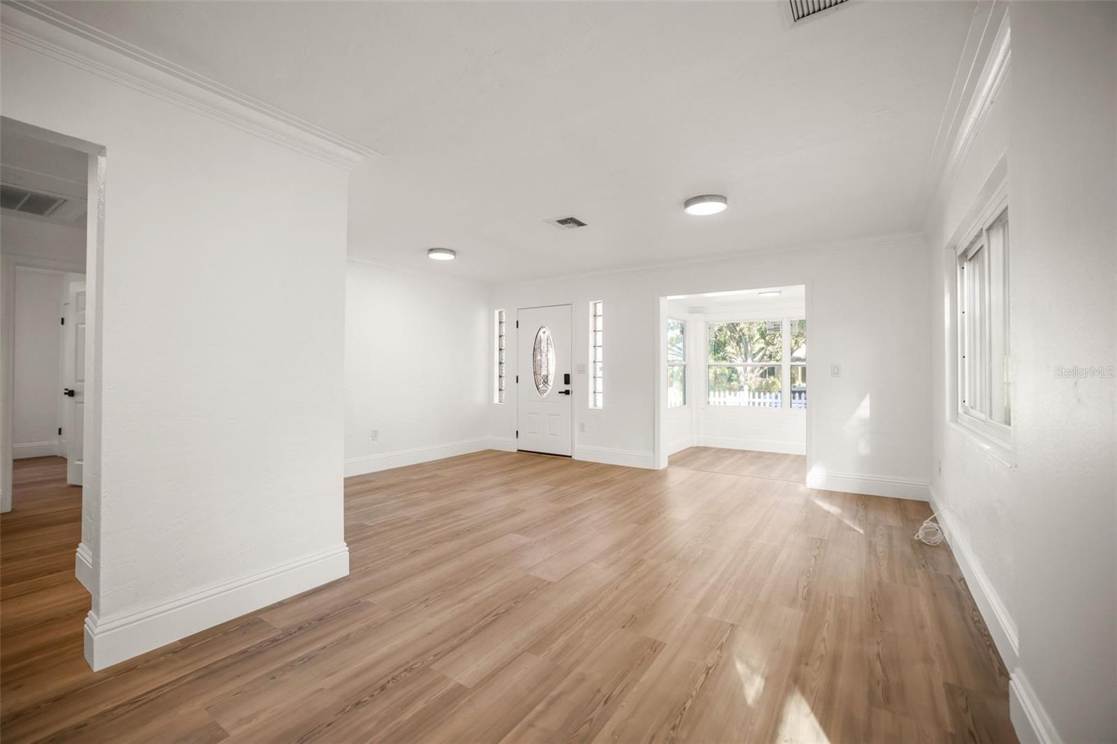 EUCLID GROVE - Residential