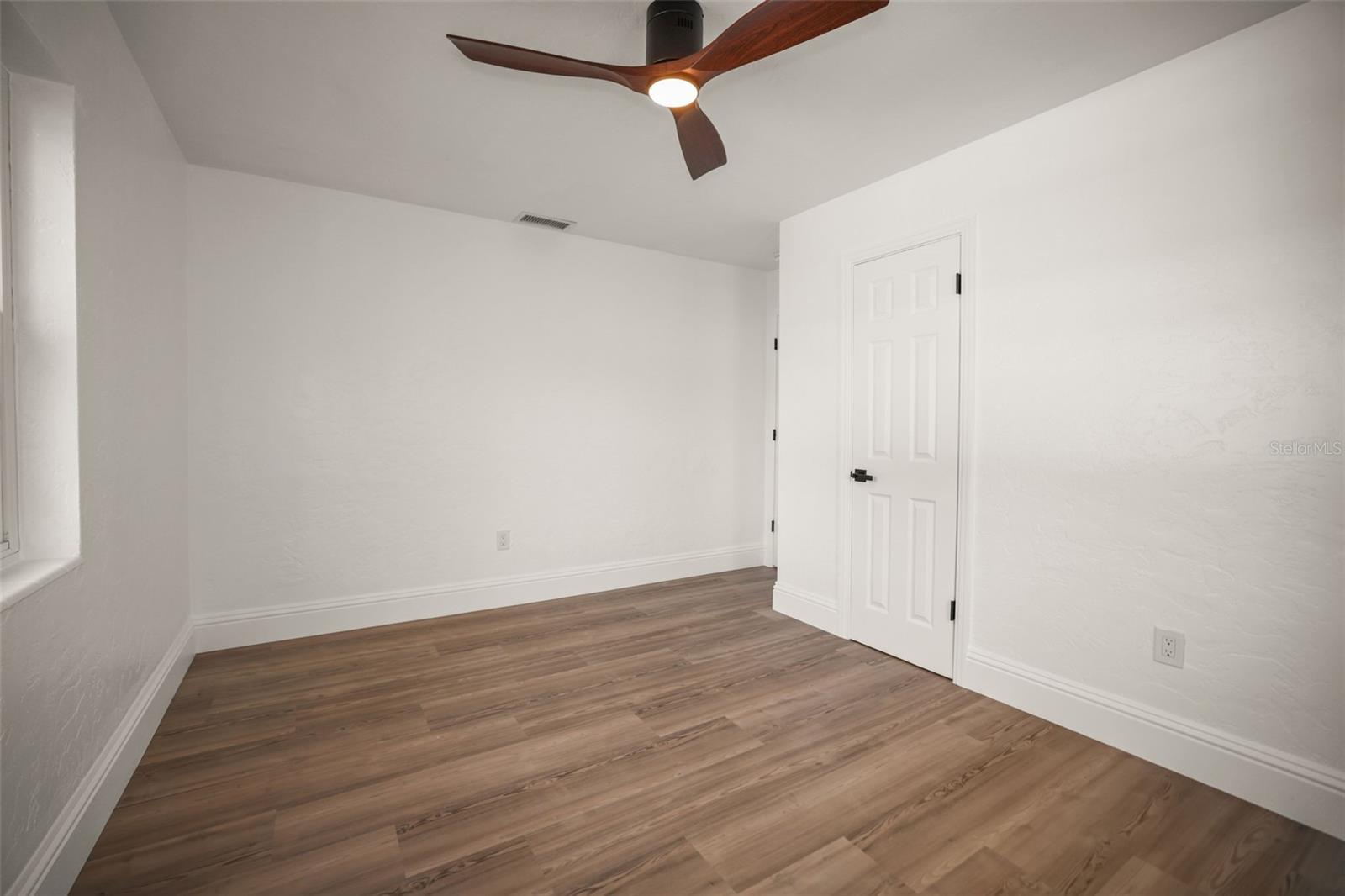 EUCLID GROVE - Residential