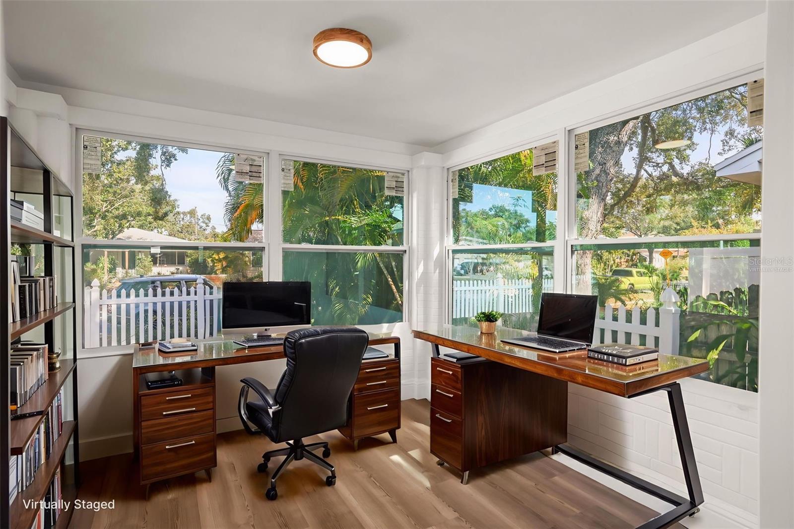 EUCLID GROVE - Residential