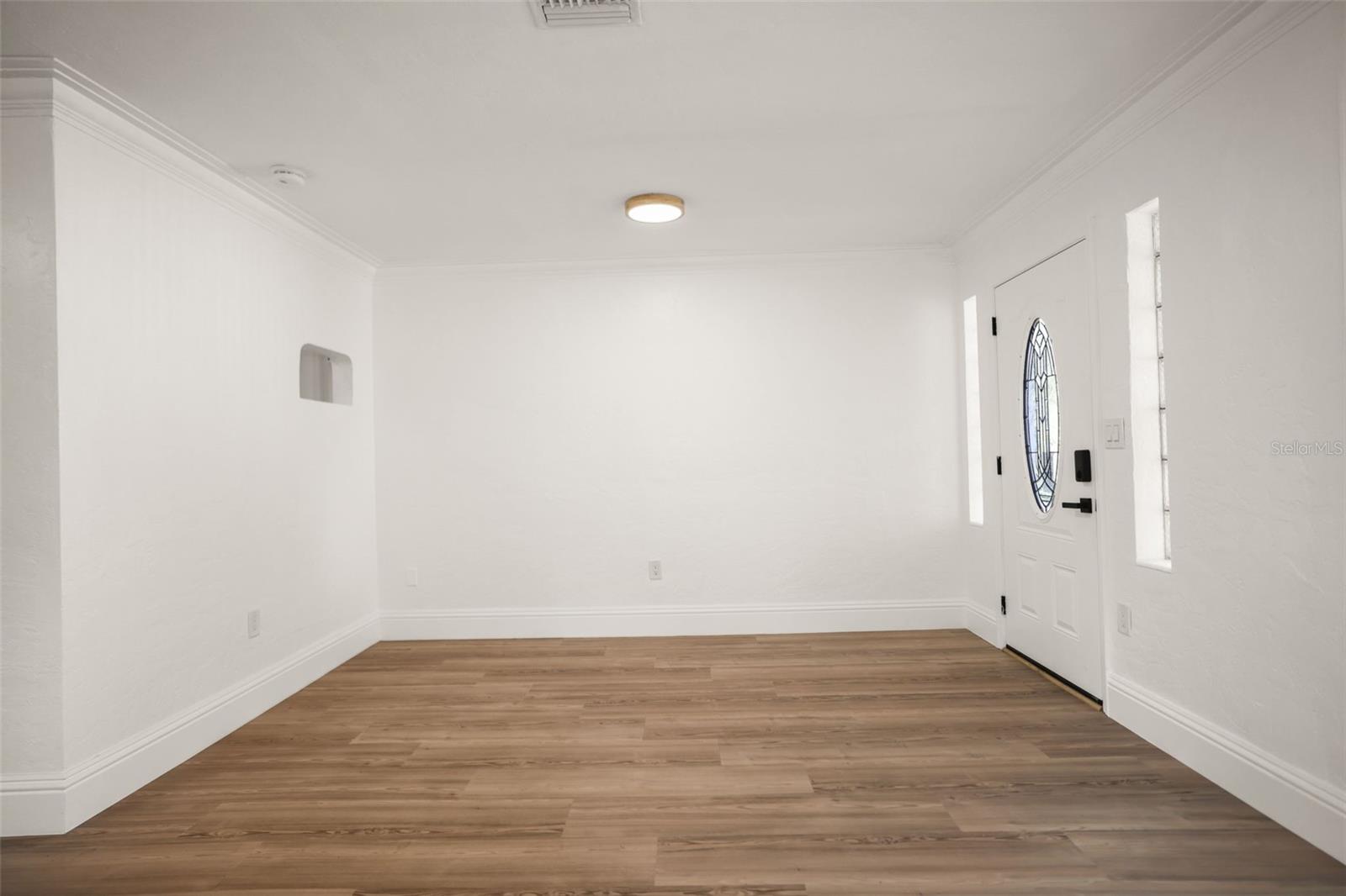 EUCLID GROVE - Residential