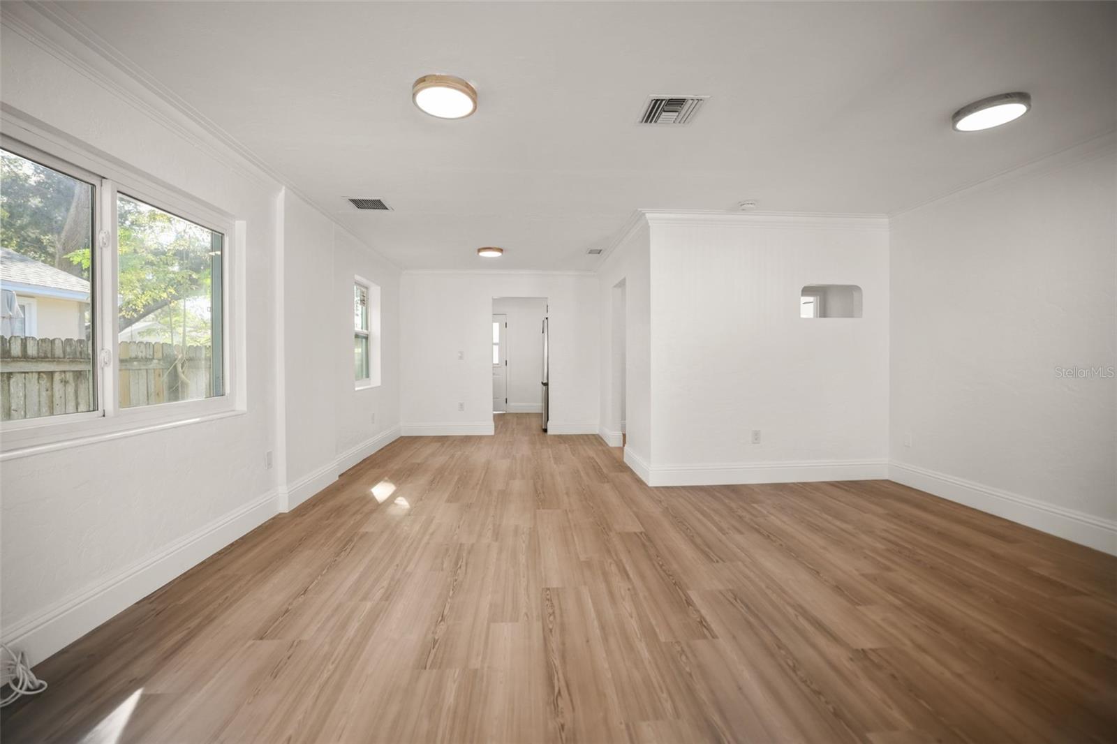 EUCLID GROVE - Residential