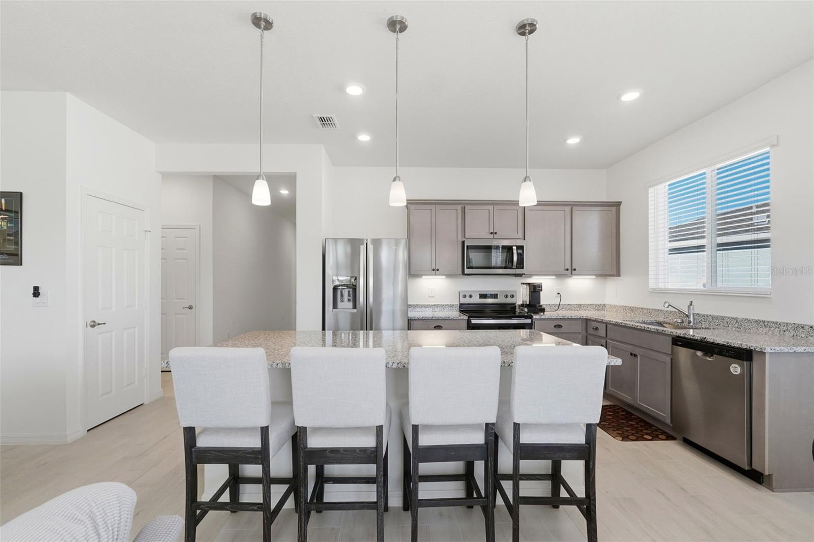 SPIRIT LNDGS - Residential