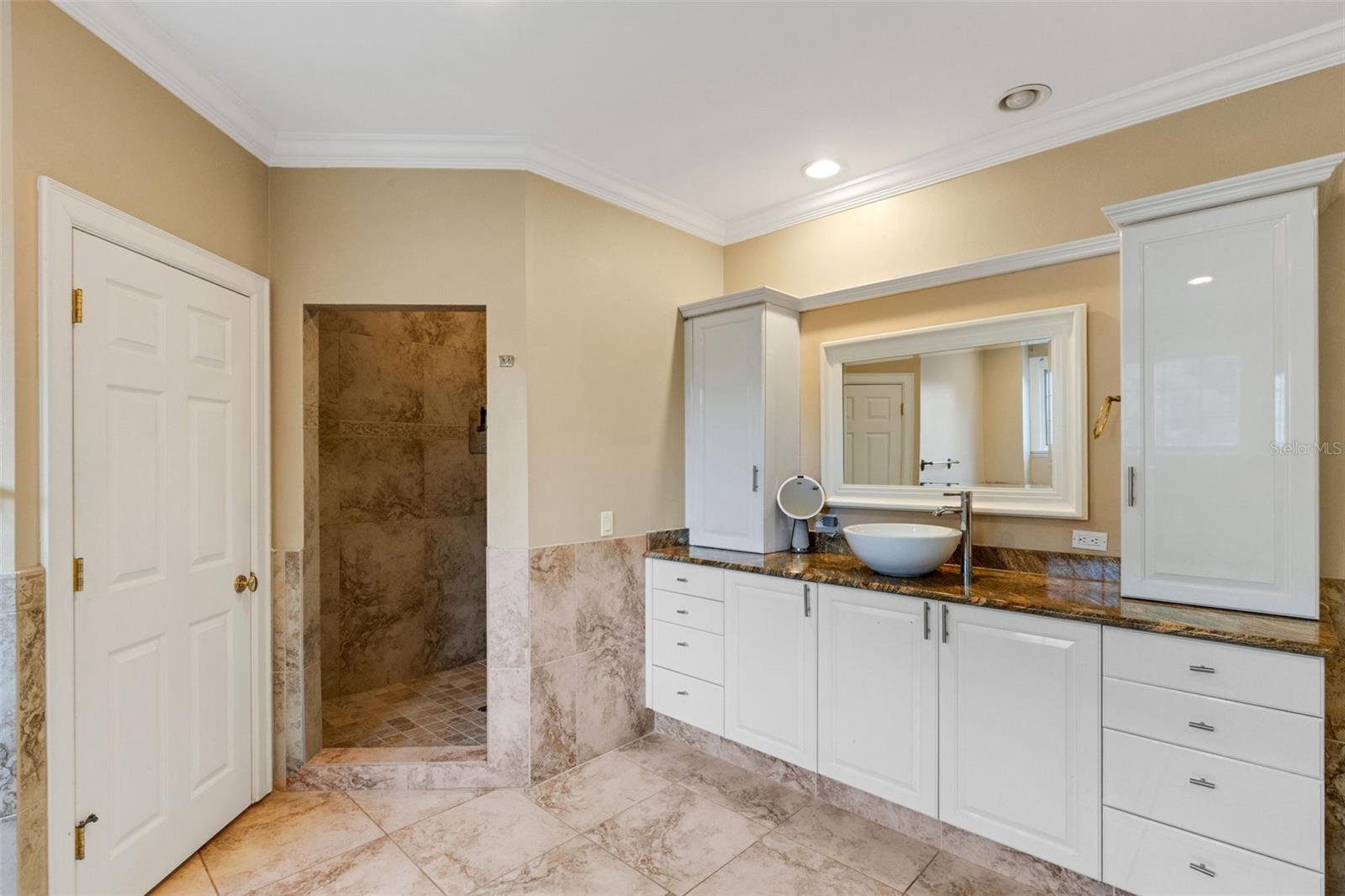 LAUREL OAK ESTATES - Residential