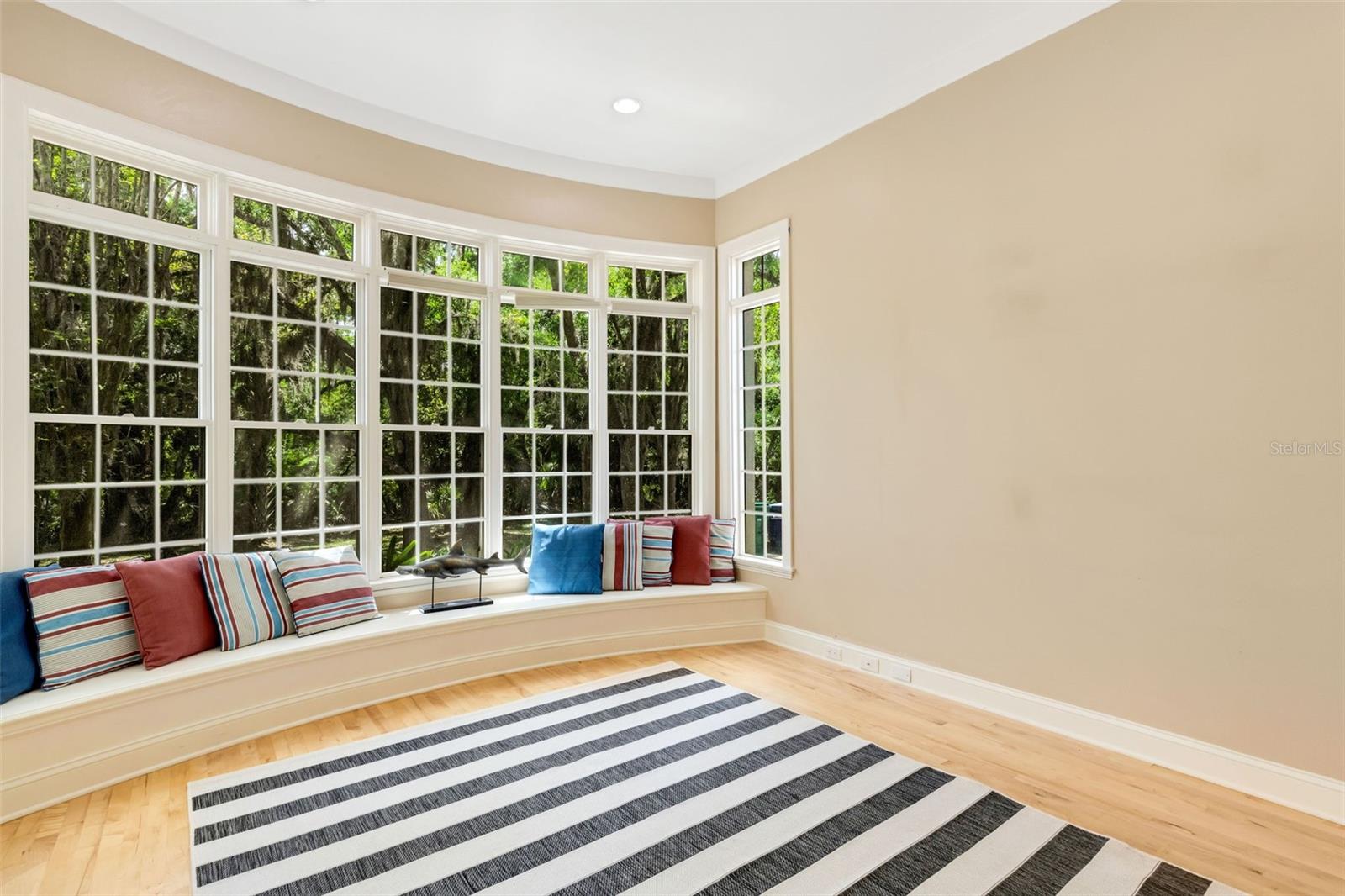 LAUREL OAK ESTATES - Residential