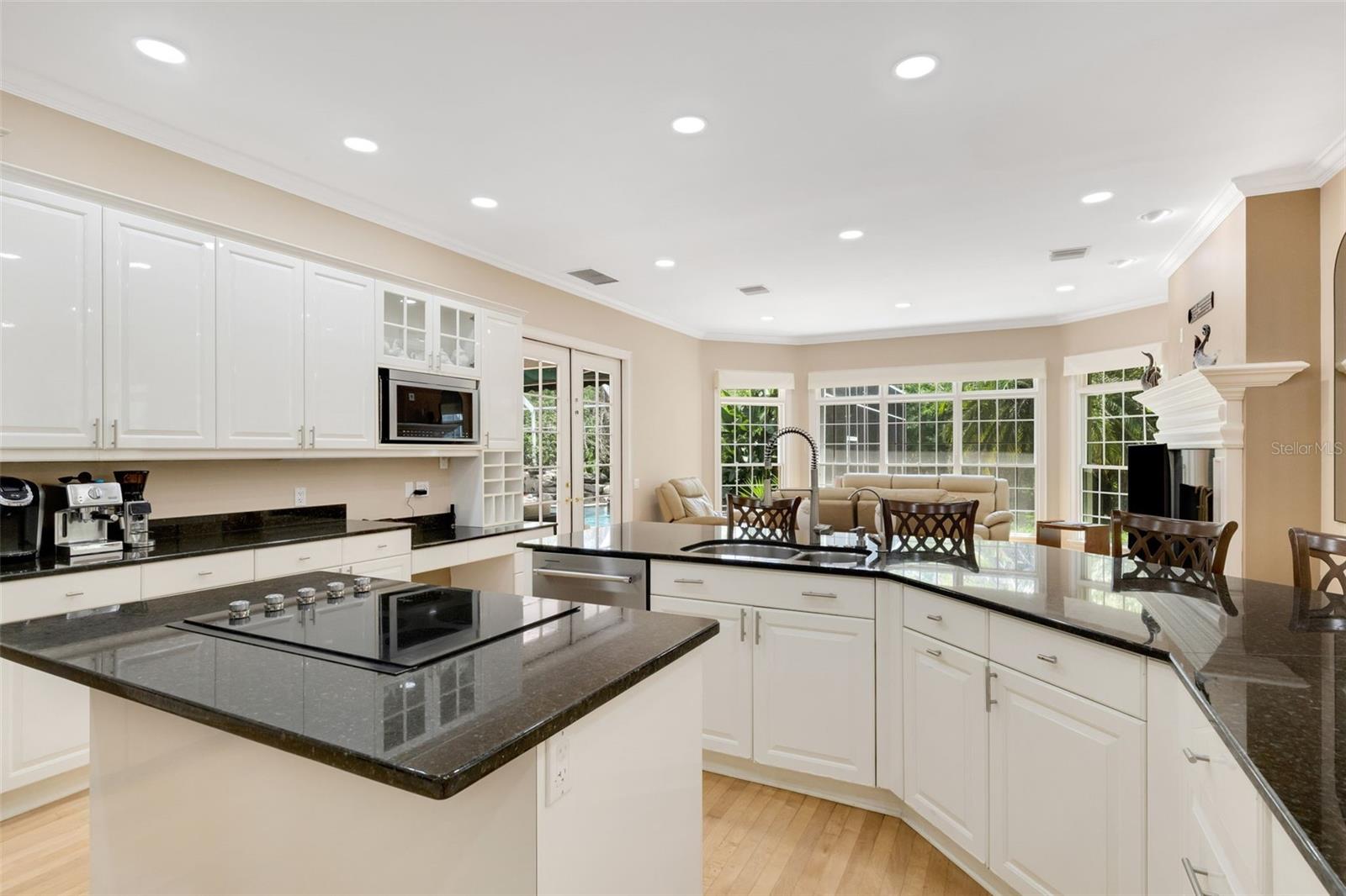 LAUREL OAK ESTATES - Residential