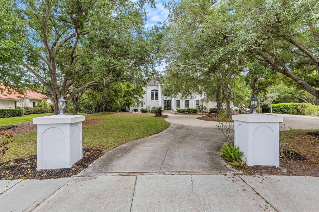 Photo of 2984 Jeff Myers Circle, Sarasota, FL 34240 (MLS # N6143647)