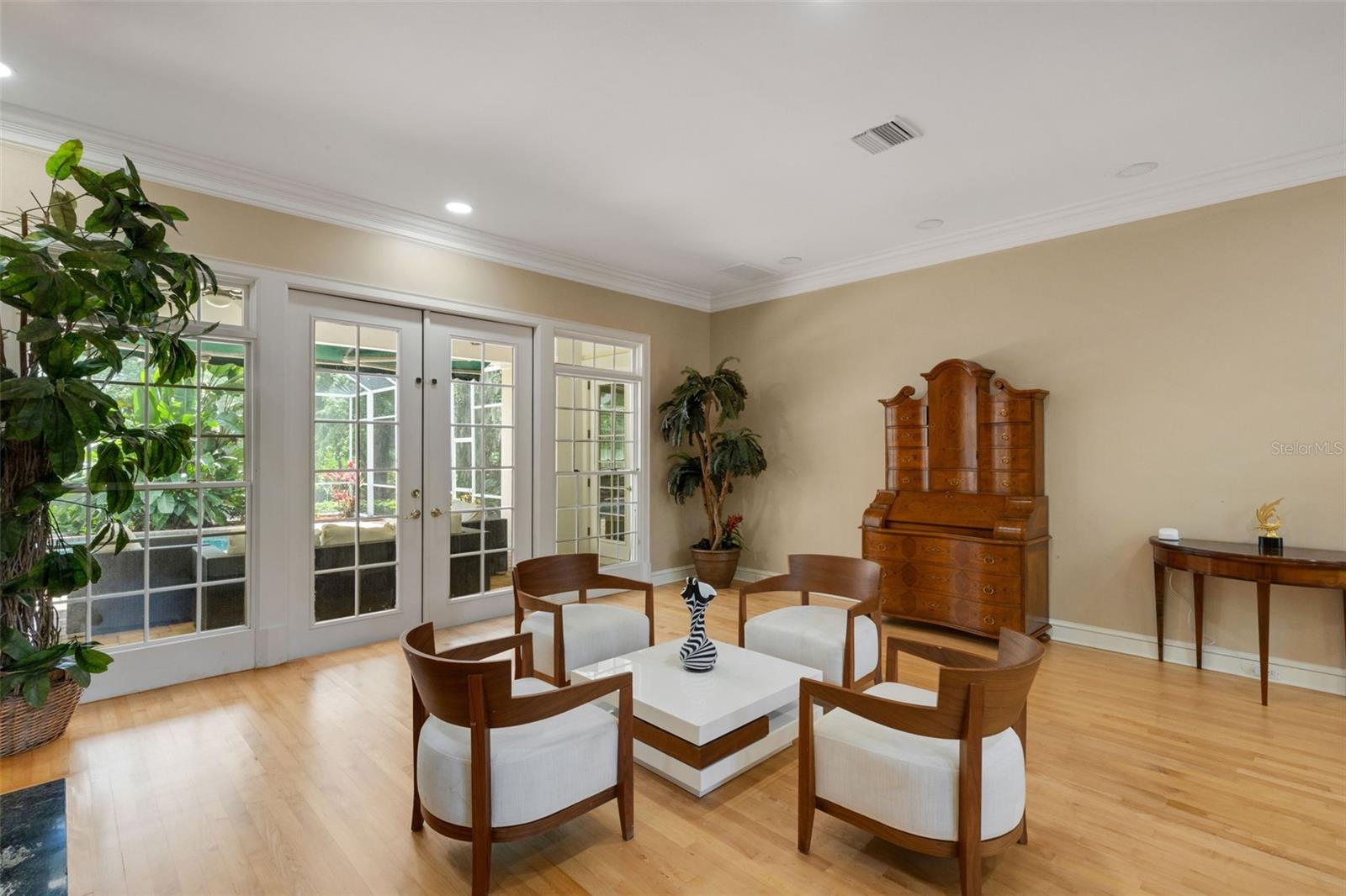 LAUREL OAK ESTATES - Residential