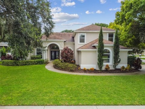 A home in VALRICO