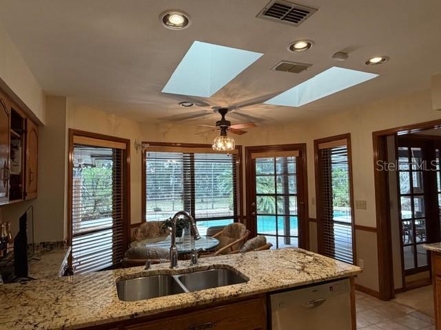 STONEWOOD FARM - Residential