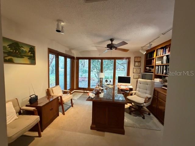 STONEWOOD FARM - Residential