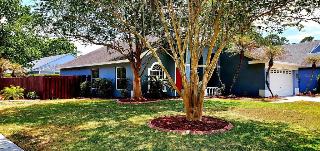 Photo of 4994 Ridgemoor Circle, Palm Harbor, FL 34685 (MLS # TB8495926)