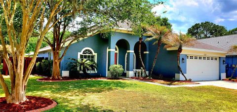 Photo of 4994 Ridgemoor Circle, Palm Harbor, FL 34685 (MLS # TB8495926)