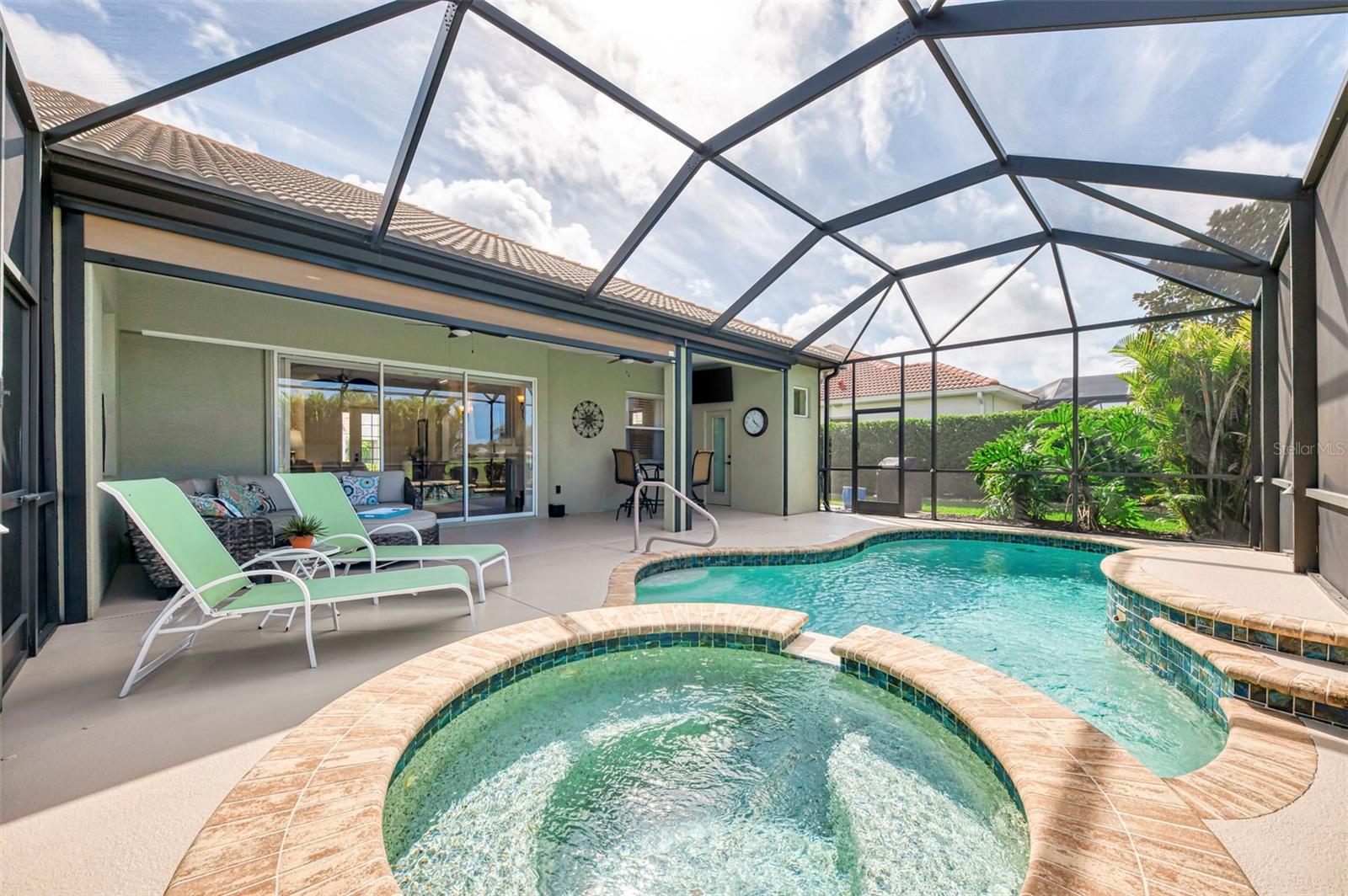 SAWGRASS - Residential