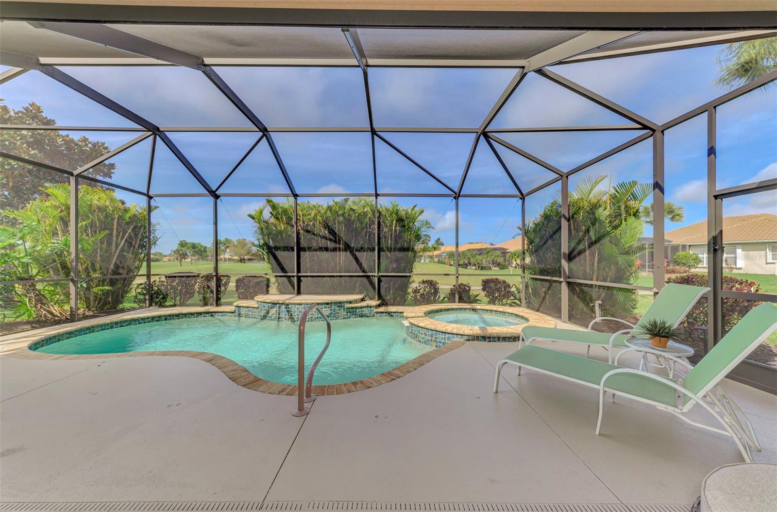 SAWGRASS - Residential