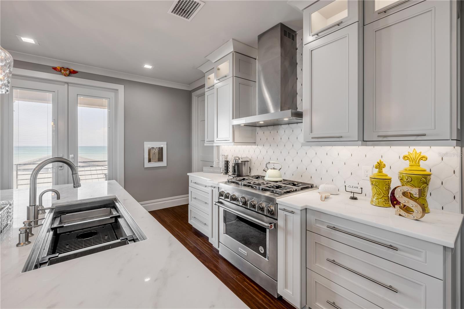 BETHUNE VOLUSIA BEACH - Residential