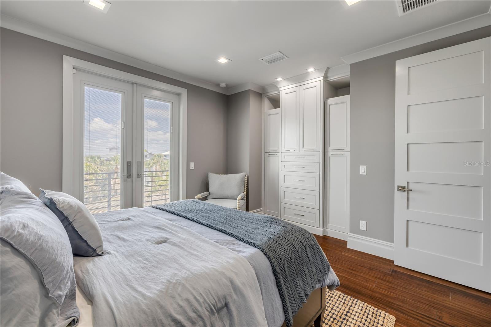 BETHUNE VOLUSIA BEACH - Residential