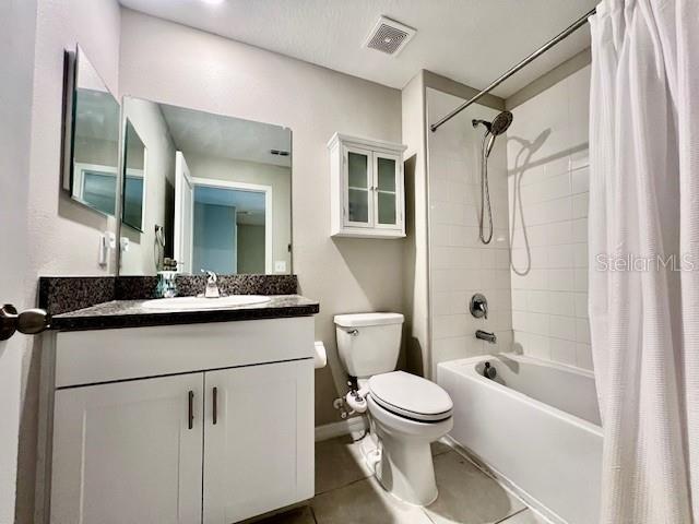 VENTANA TWNHMS AT WATERS EDGE - Residential Lease