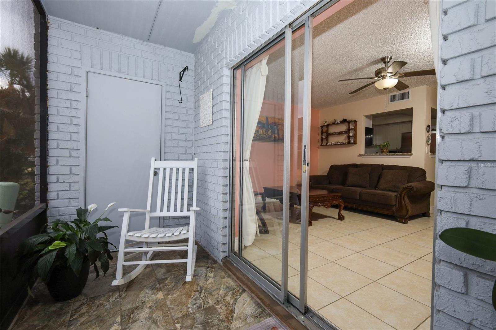 BLDG 6 UNIT 189 THE STRATFORD A WINTER PARK CONDOM - Residential