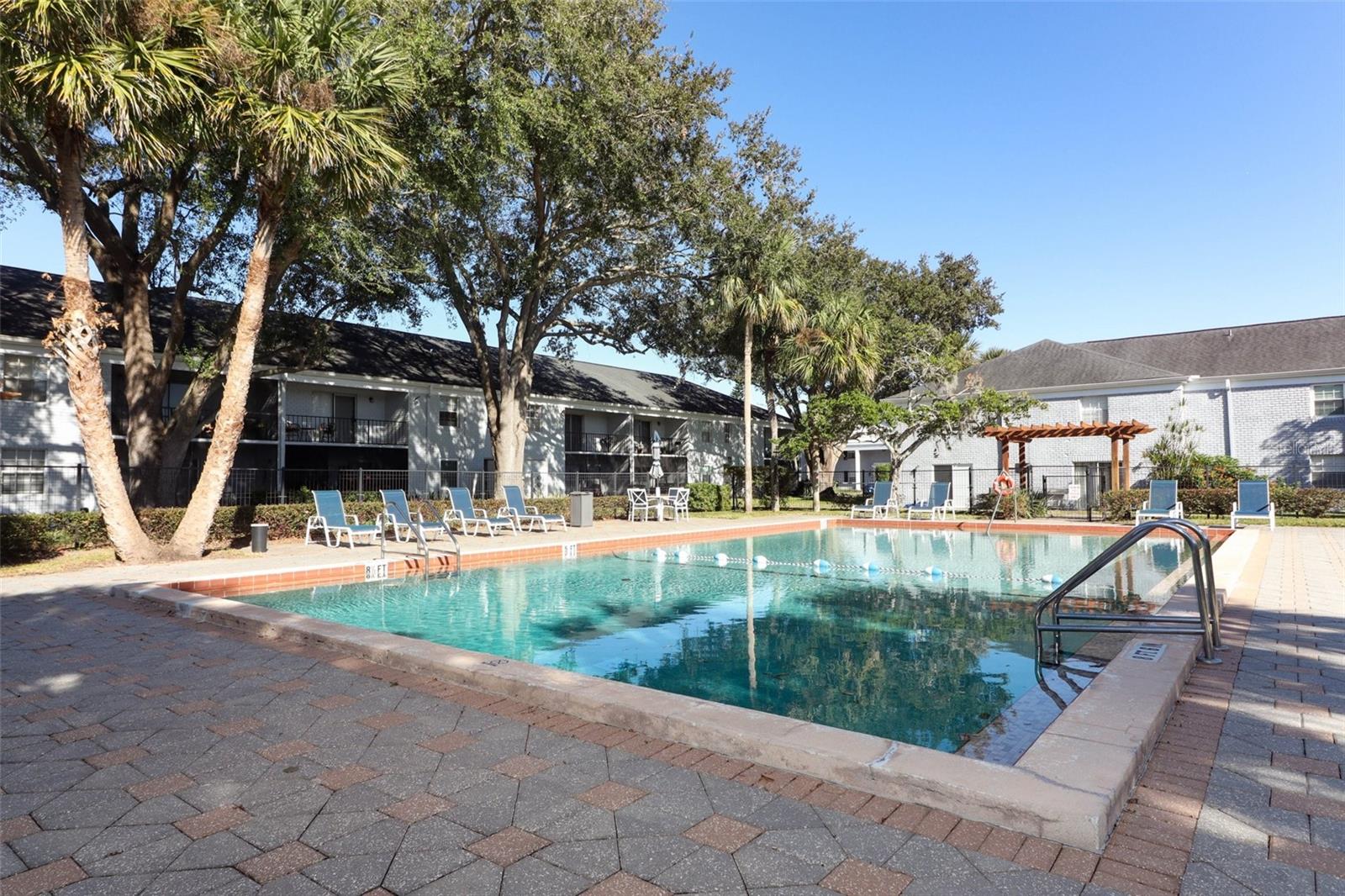 BLDG 6 UNIT 189 THE STRATFORD A WINTER PARK CONDOM - Residential