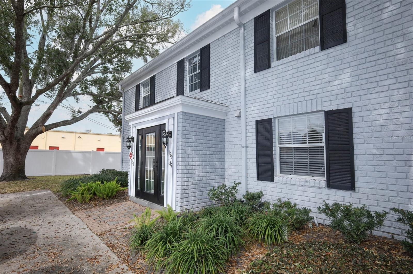 189 LEWFIELD CIRCLE 189