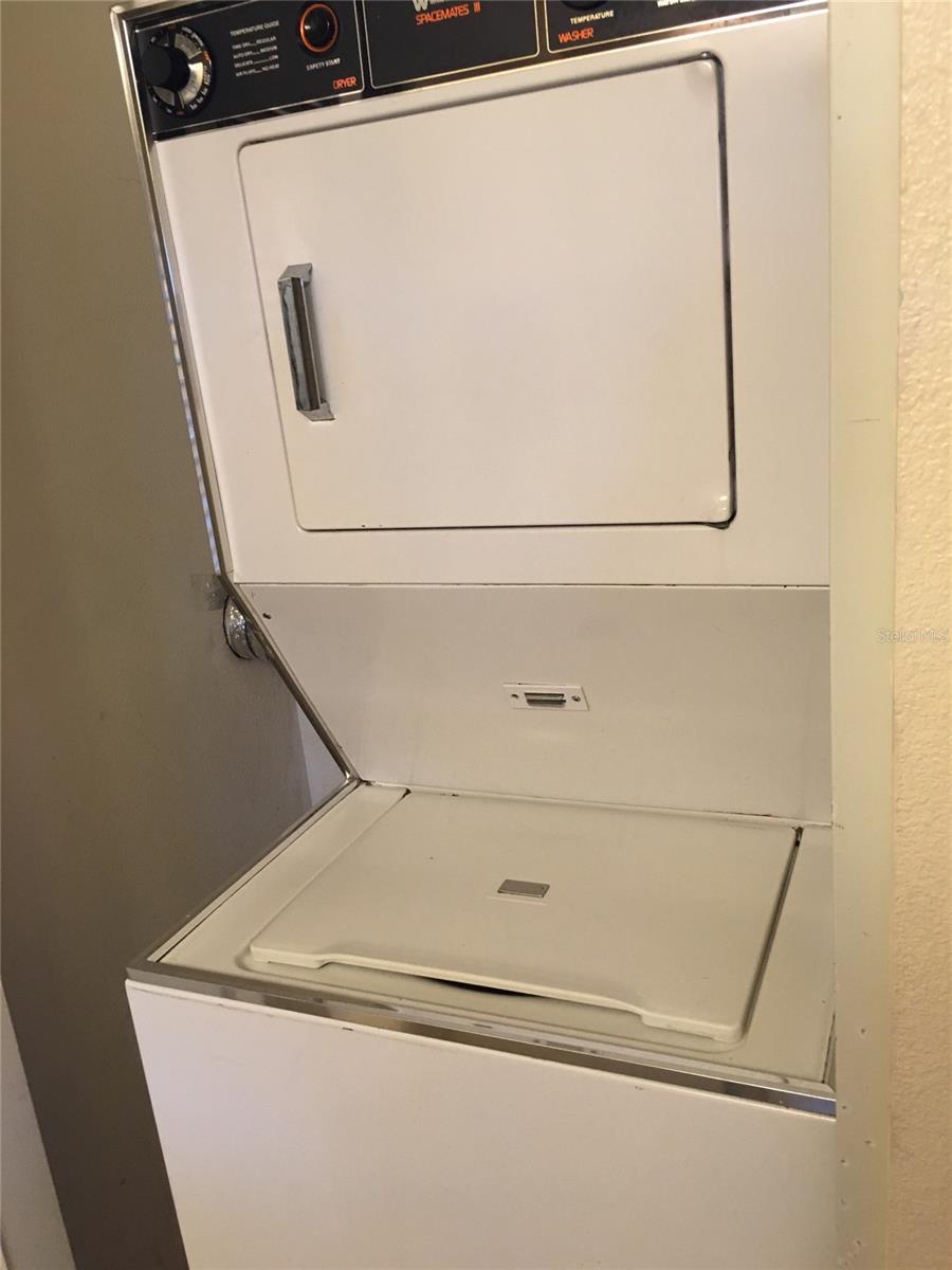 SILVER DOWNS - Residential Lease