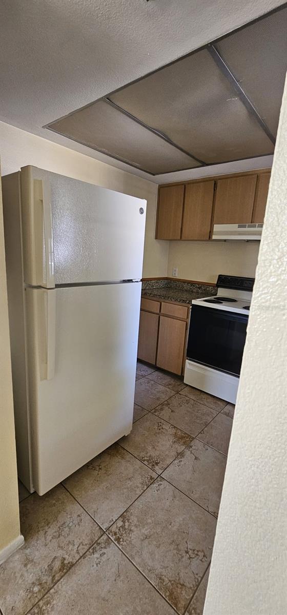 SILVER DOWNS - Residential Lease