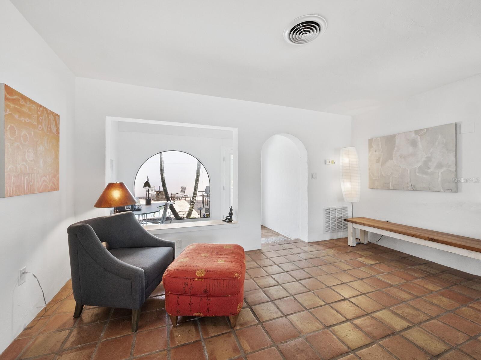 SAINT ARMANDS DIVISION JOHN RINGLING ESTS - Residential