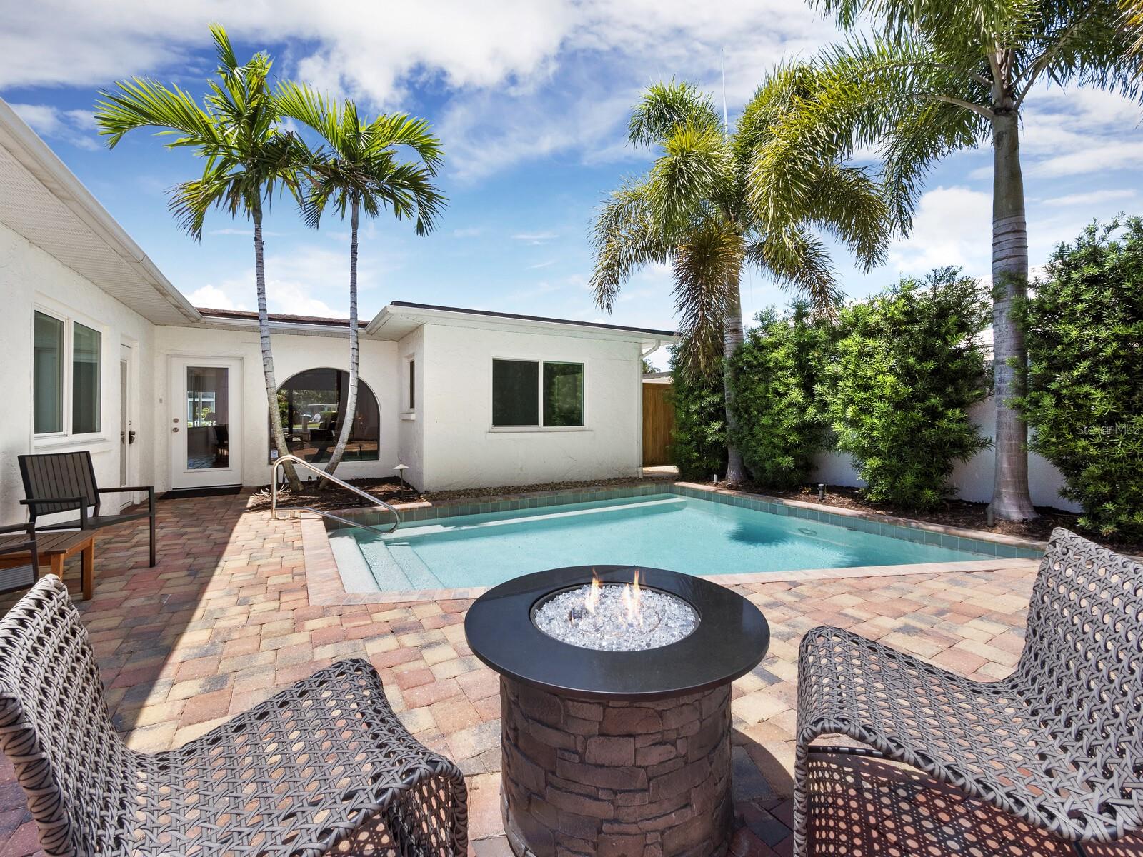 SAINT ARMANDS DIVISION JOHN RINGLING ESTS - Residential