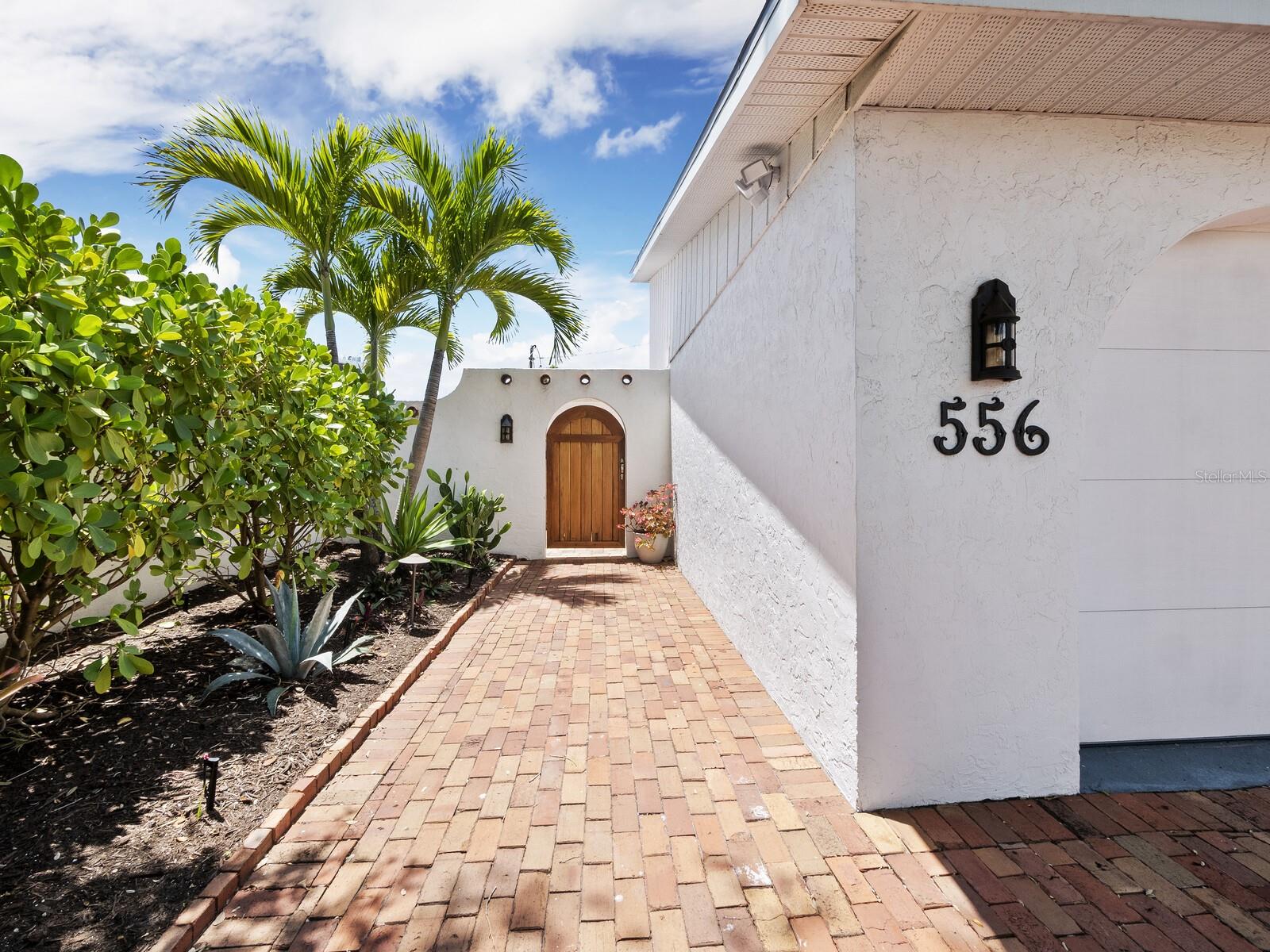 SAINT ARMANDS DIVISION JOHN RINGLING ESTS - Residential