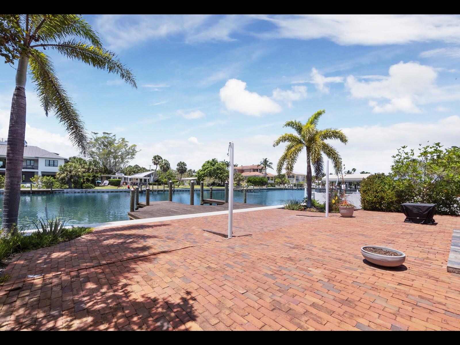 SAINT ARMANDS DIVISION JOHN RINGLING ESTS - Residential